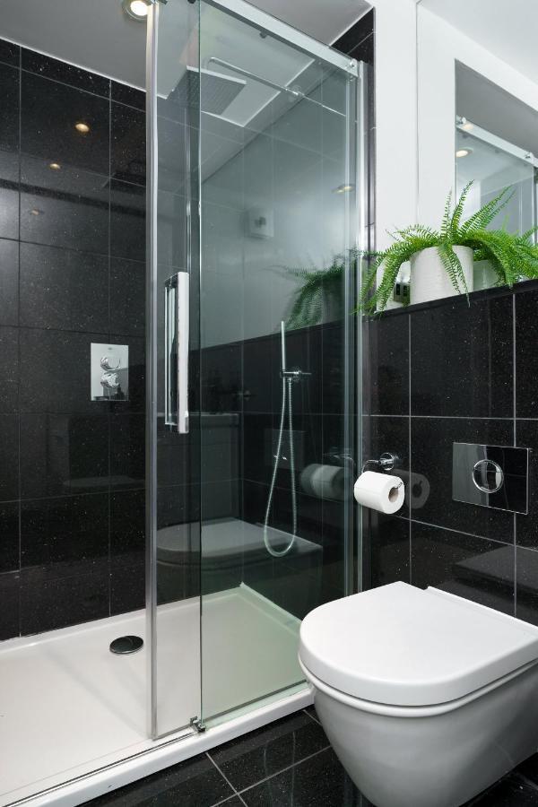 Aircon 2 Bedr, 3 Beds, 2 Bath Covent Garden, Subway Daire Londra Dış mekan fotoğraf